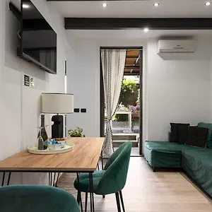 Apartamento Nadia's Lovely - With Private Garden And Jacuzzi, Florencia